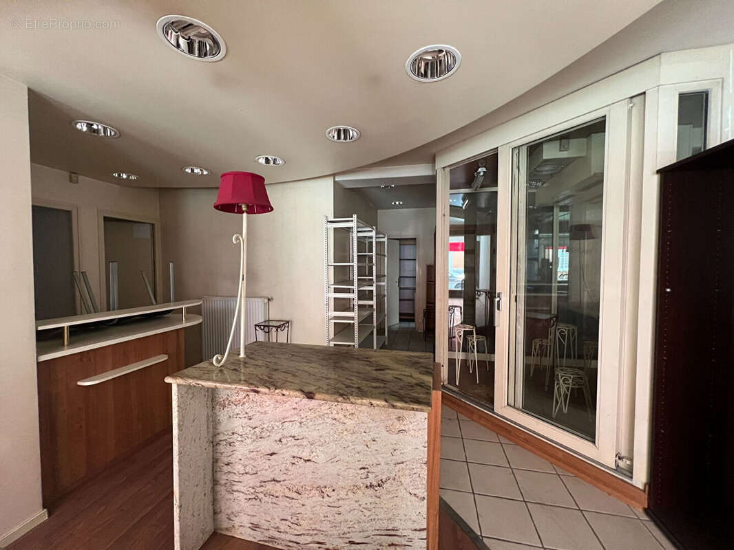 Commerce à ALBERTVILLE