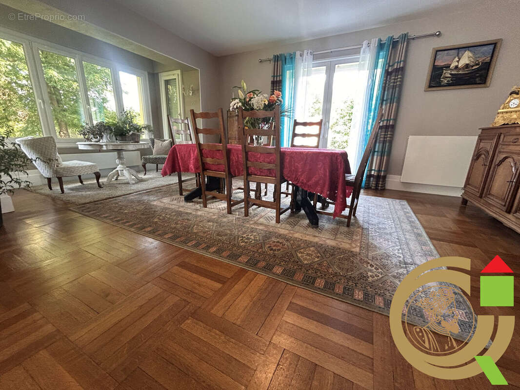 Maison à AUXI-LE-CHATEAU