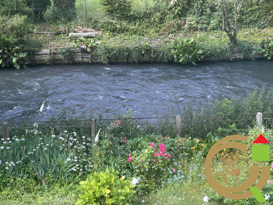 Maison à AUXI-LE-CHATEAU