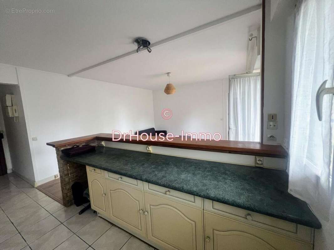 Appartement à SAINT-MAUR-DES-FOSSES