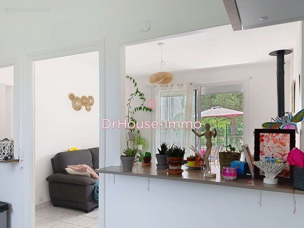 Maison à LA CROIX-BLANCHE