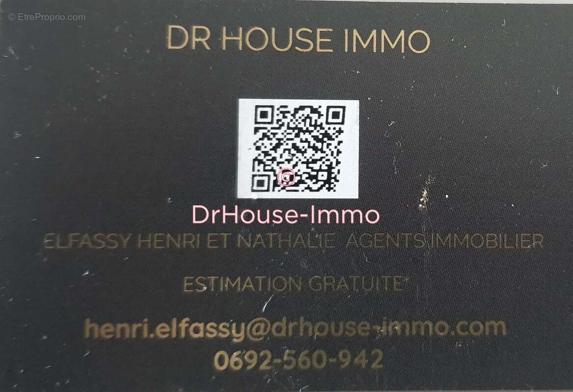 Terrain à SAINT-LOUIS