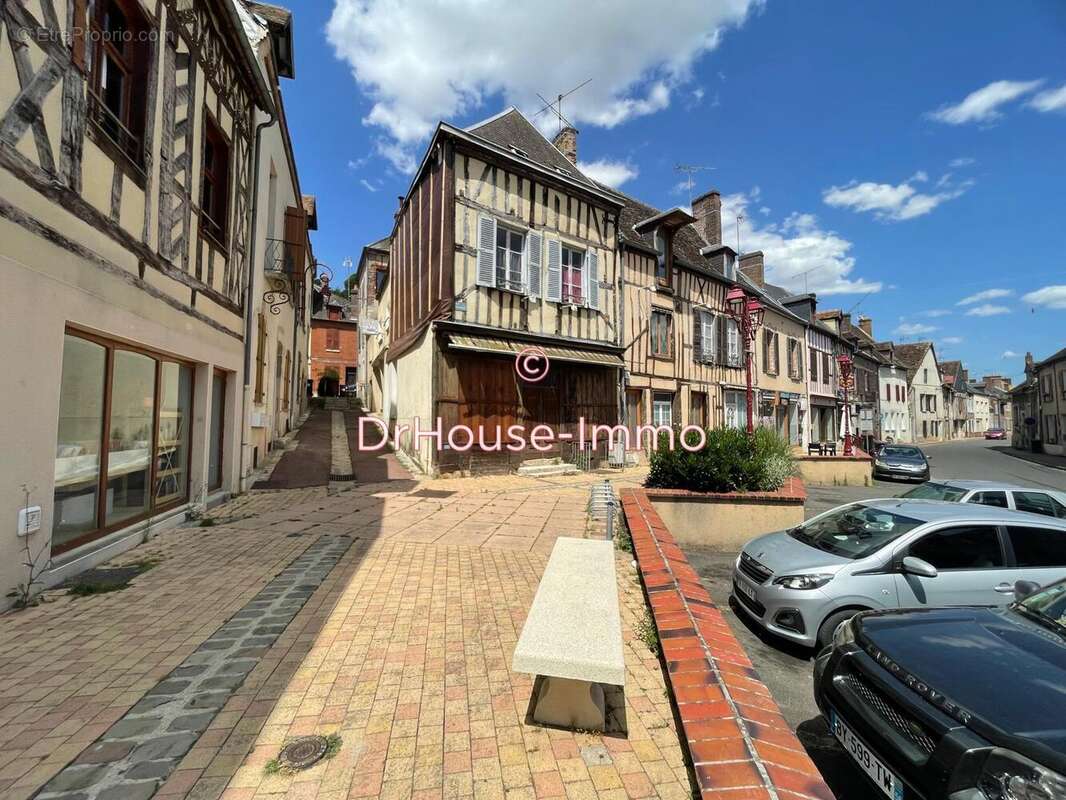 Appartement à CHATEAU-RENARD