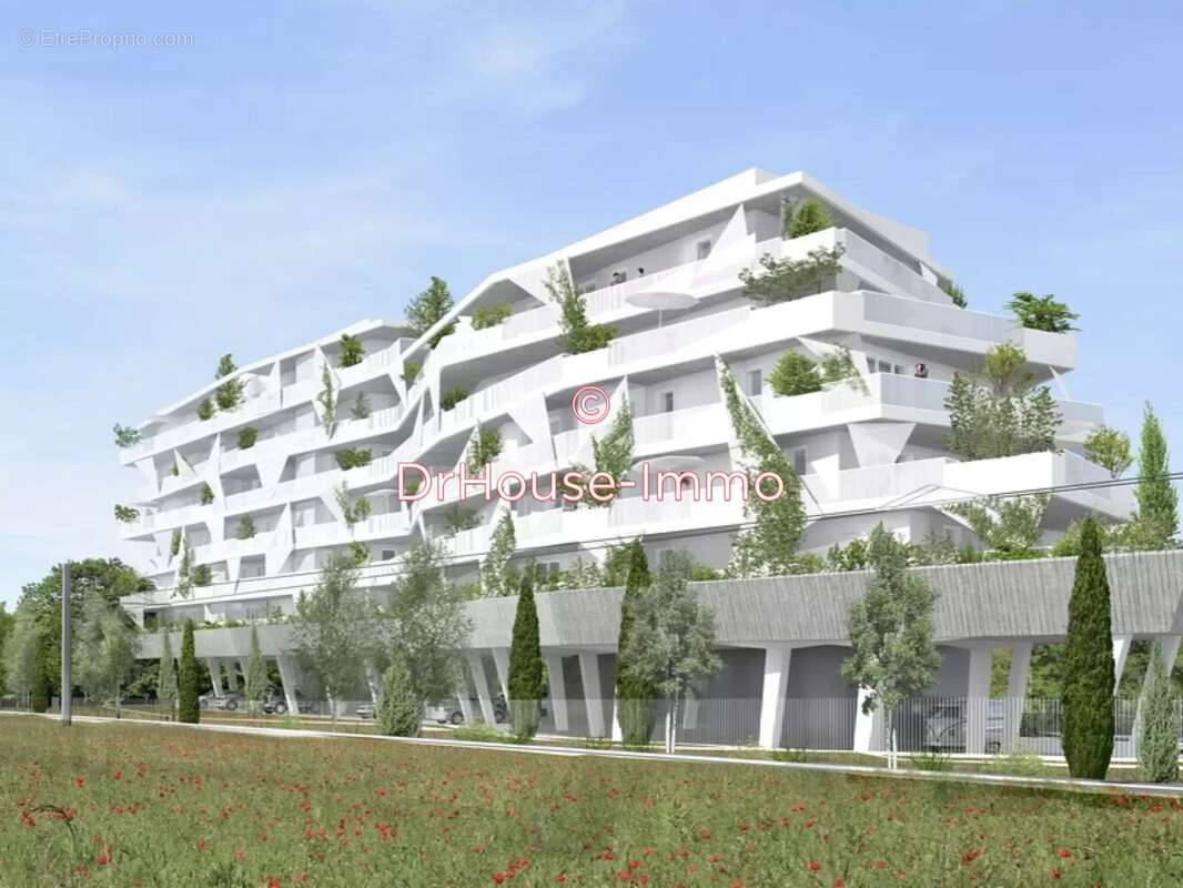 Appartement à LATTES