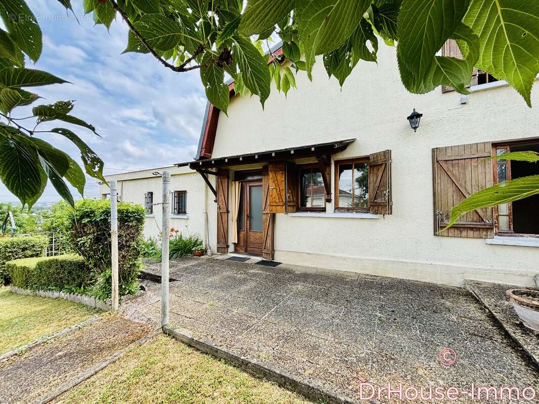 Maison à COULOUNIEIX-CHAMIERS