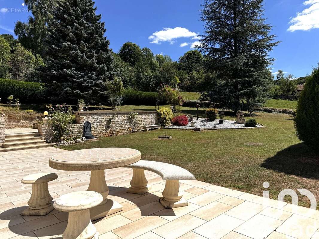 Photo 3 - Maison à PERRANCEY-LES-VIEUX-MOULINS