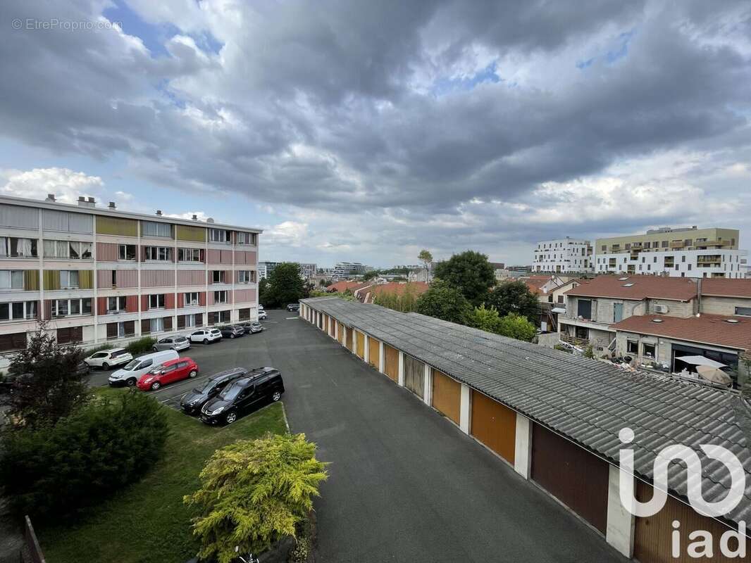 Photo 9 - Appartement à PANTIN