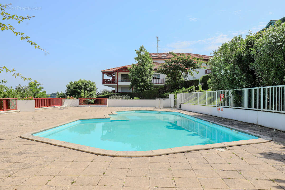 Appartement à CIBOURE