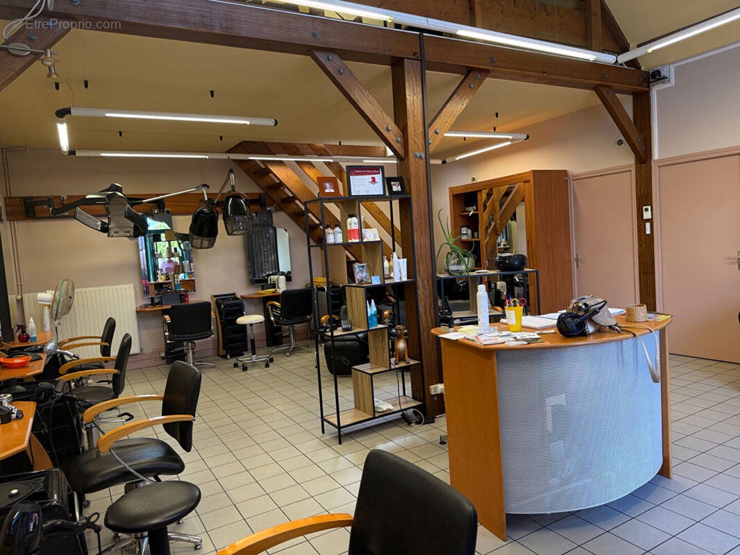 Commerce à TURRETOT