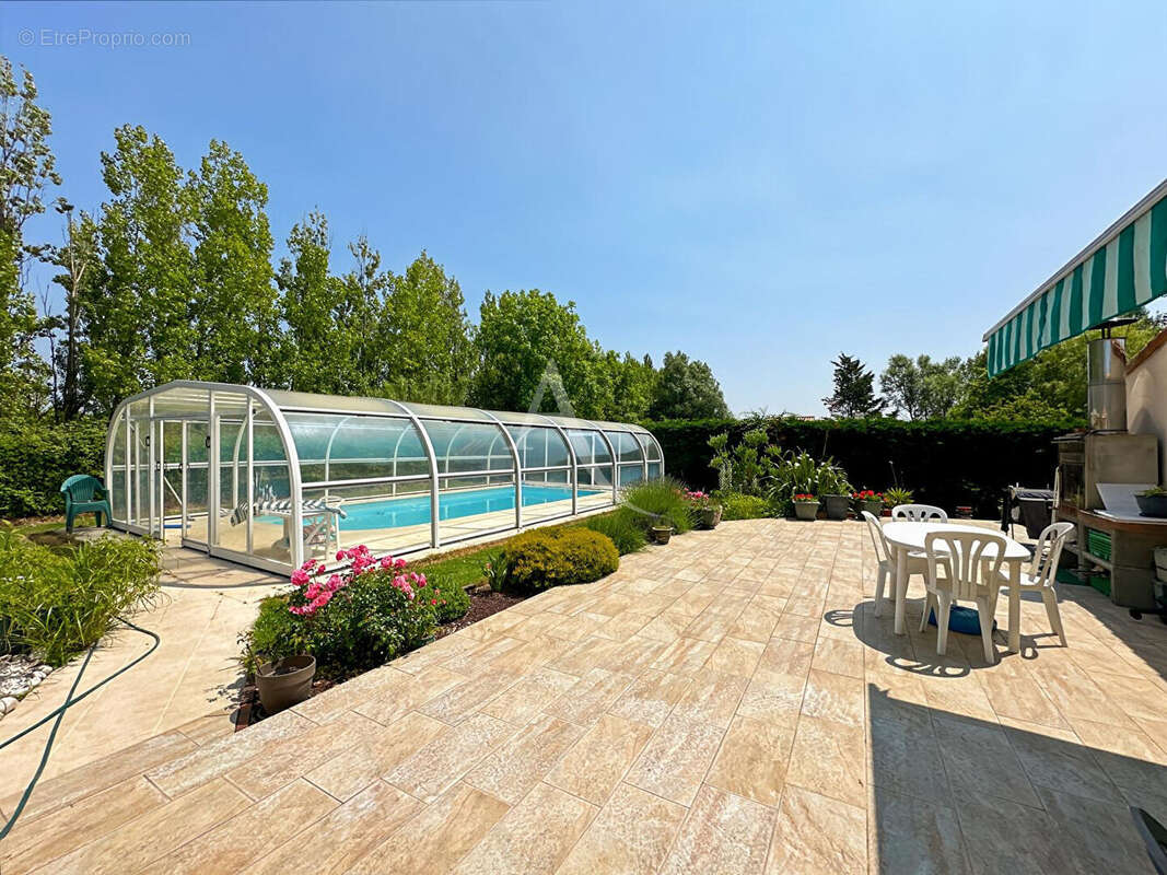 Maison à LE PERRIER