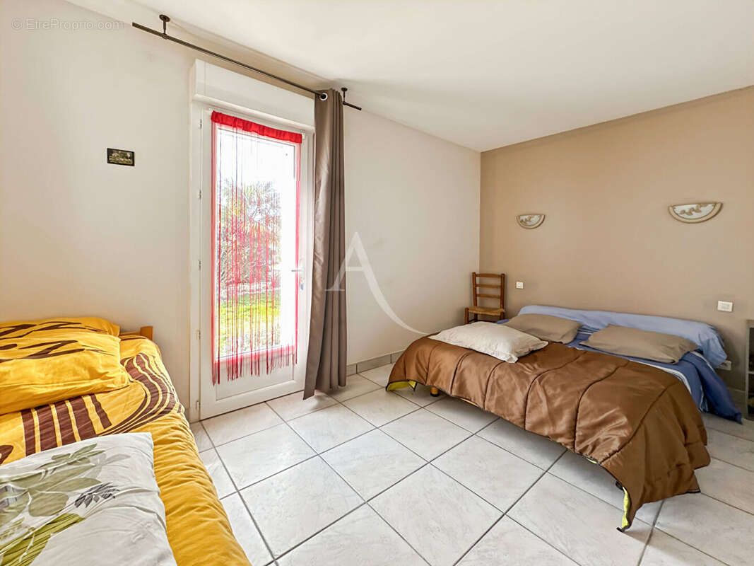 Maison à LE PERRIER