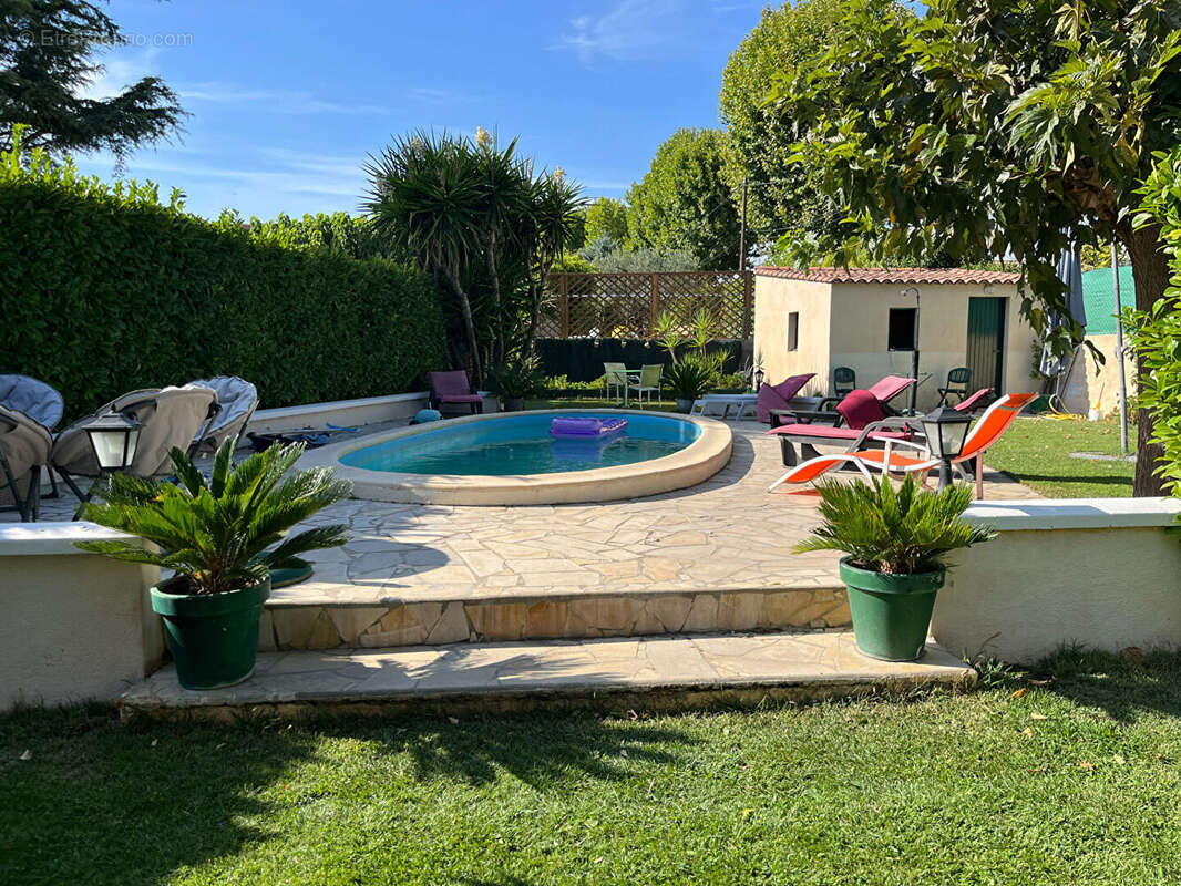 Maison à SAINT-ETIENNE-DU-GRES