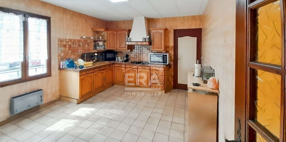 Maison à SAINT-ETIENNE-DU-GRES