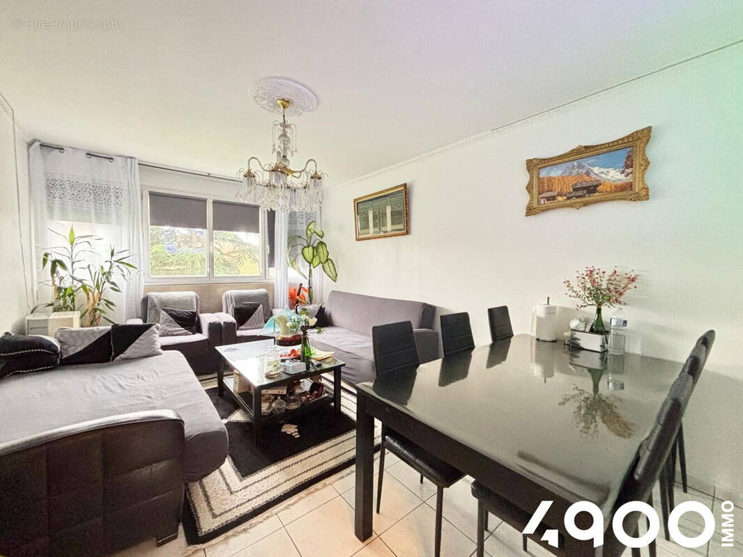 Appartement à RIS-ORANGIS