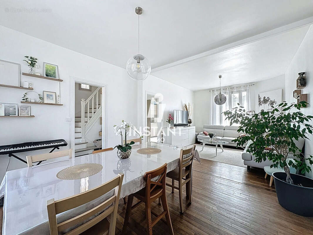 Maison à BONNEUIL-SUR-MARNE