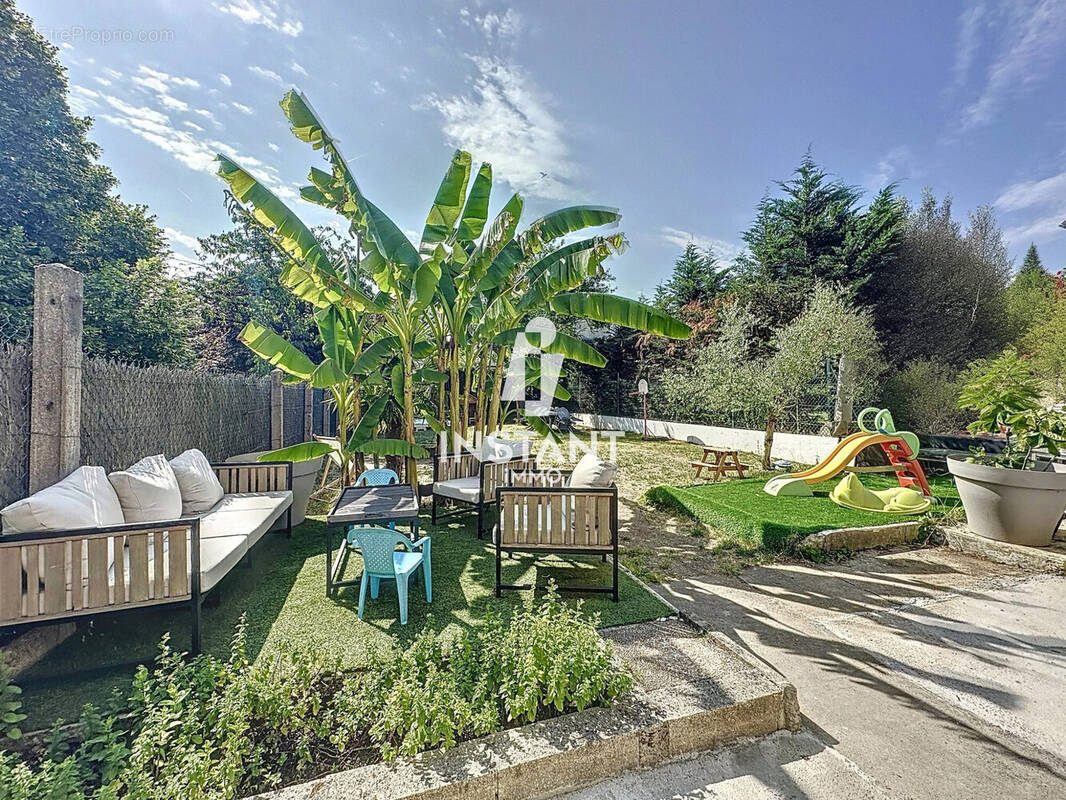 Maison à BONNEUIL-SUR-MARNE