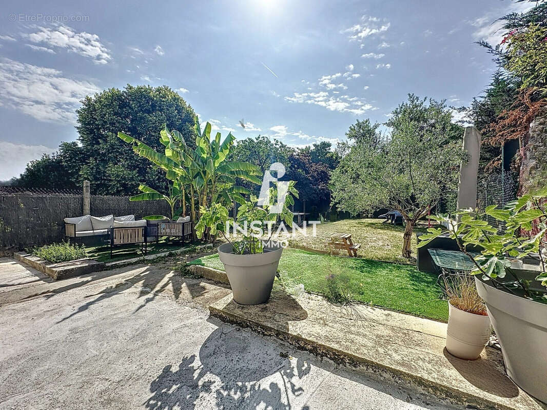 Maison à BONNEUIL-SUR-MARNE