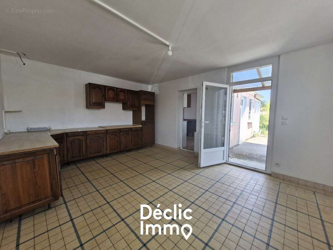 Maison à CHAILLE-SOUS-LES-ORMEAUX