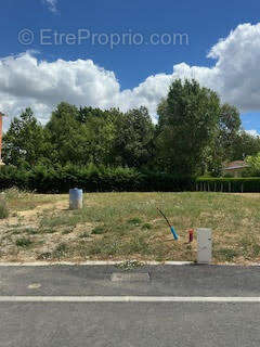 Terrain à SAINT-GENIES-BELLEVUE