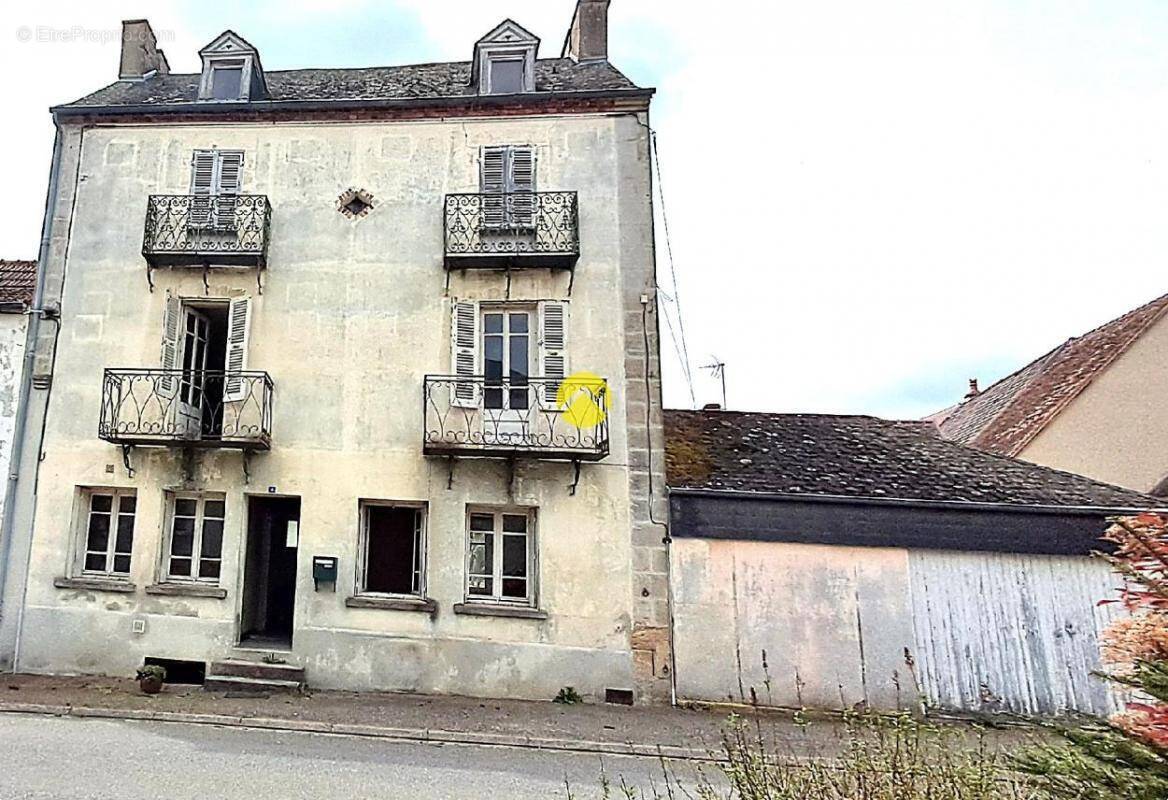 Maison à SAINT-HILAIRE