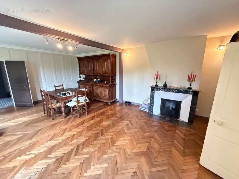 Maison à CAUDEBEC-LES-ELBEUF