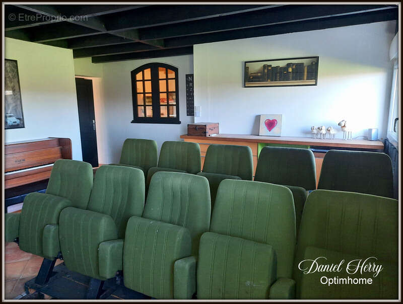 Maison à PLOUGOURVEST