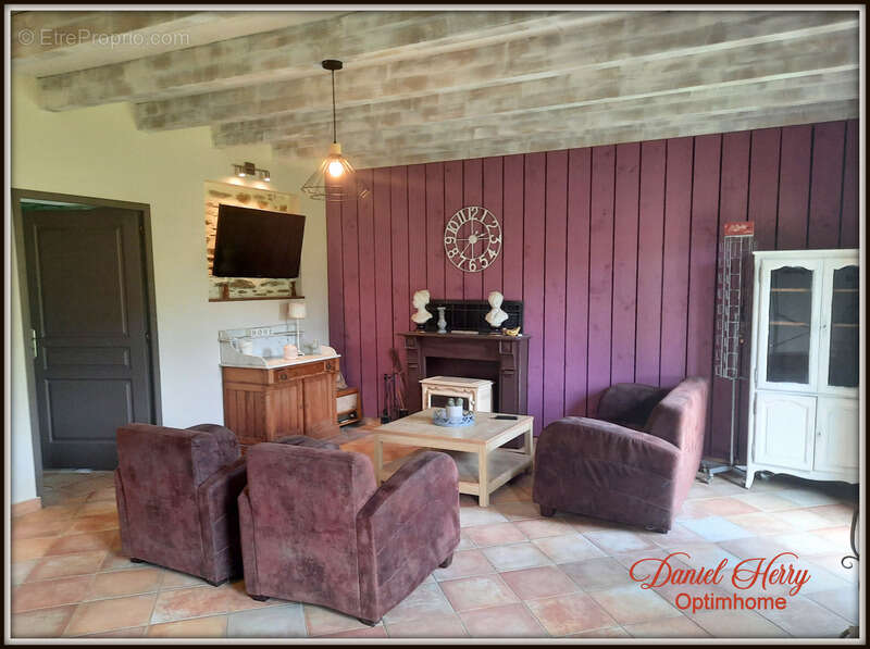 Maison à PLOUGOURVEST