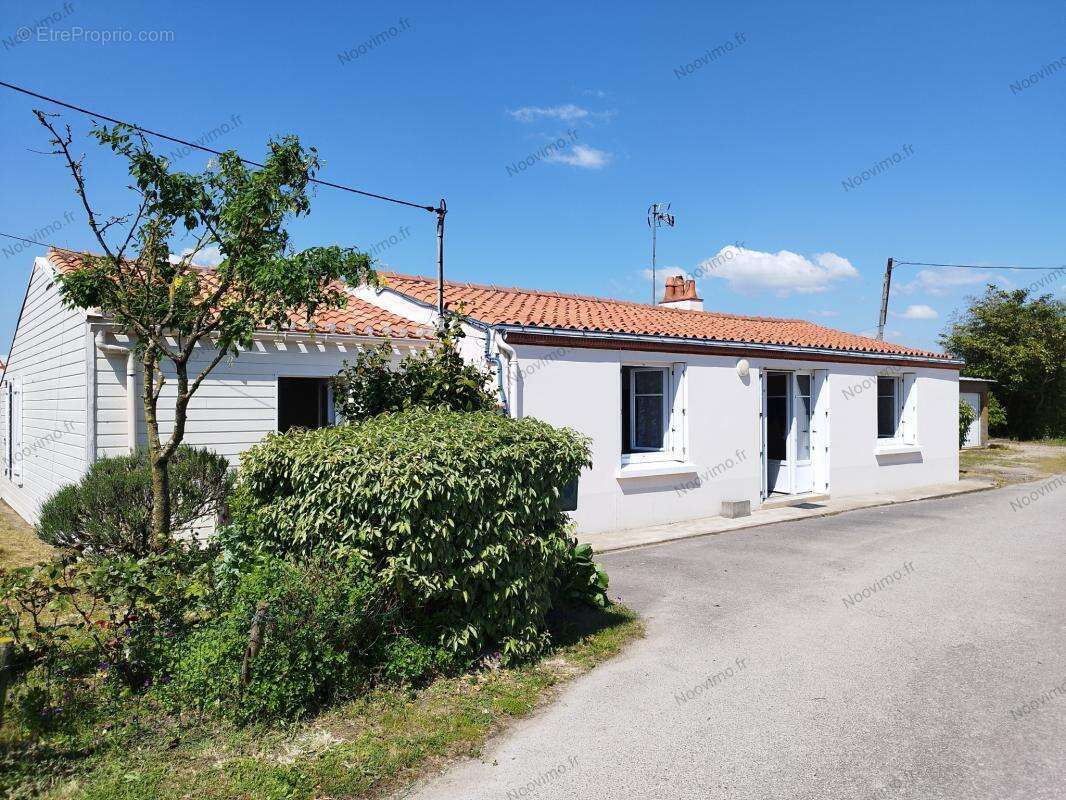 Maison à CORCOUE-SUR-LOGNE