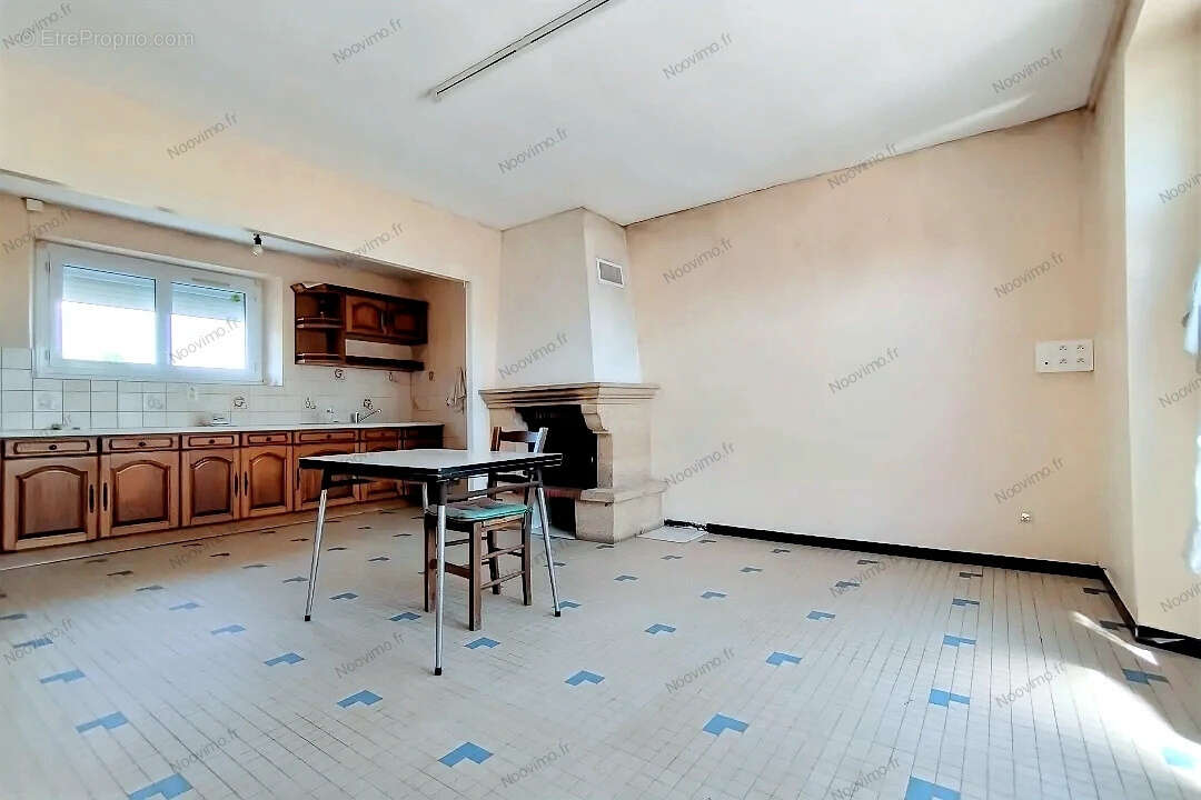 Maison à CORCOUE-SUR-LOGNE