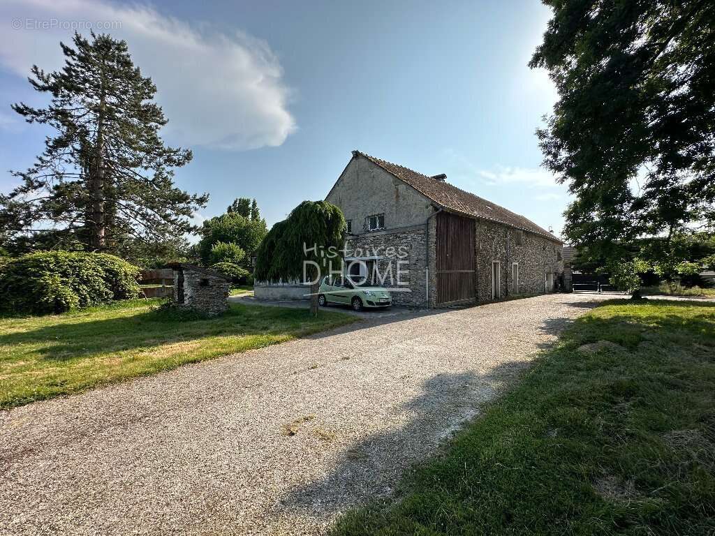 Maison à COULOMMIERS