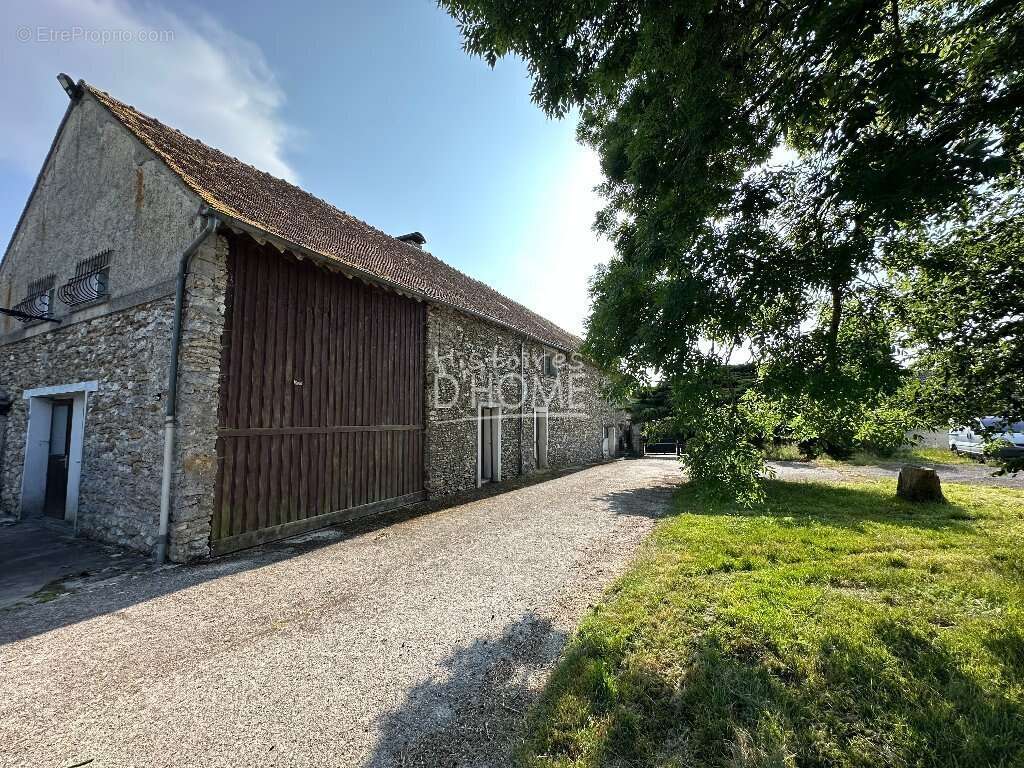 Maison à COULOMMIERS