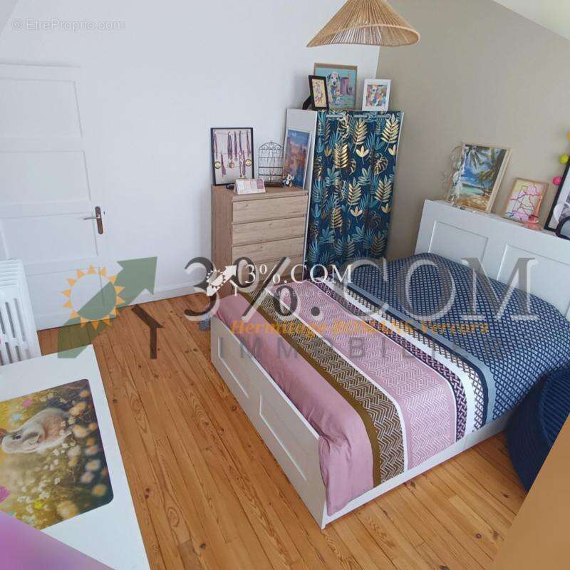 Appartement à BOURG-DE-PEAGE