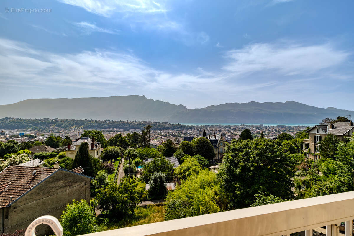 Appartement à AIX-LES-BAINS