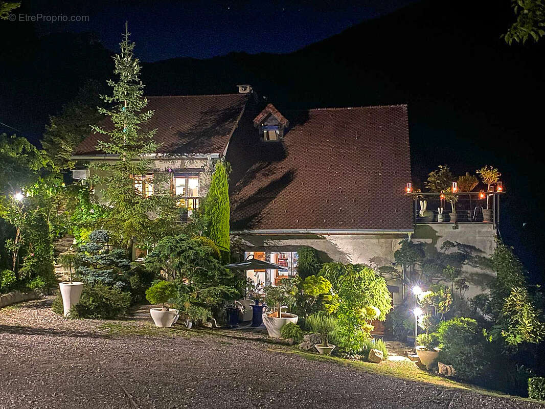 Maison à QUAIX-EN-CHARTREUSE