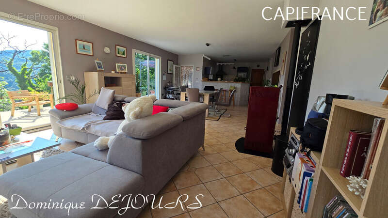 Maison à ISSAMOULENC