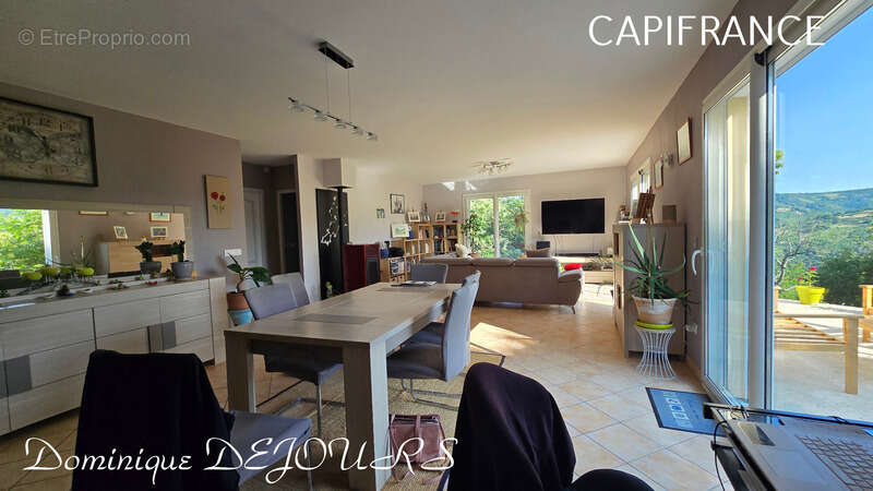 Maison à ISSAMOULENC