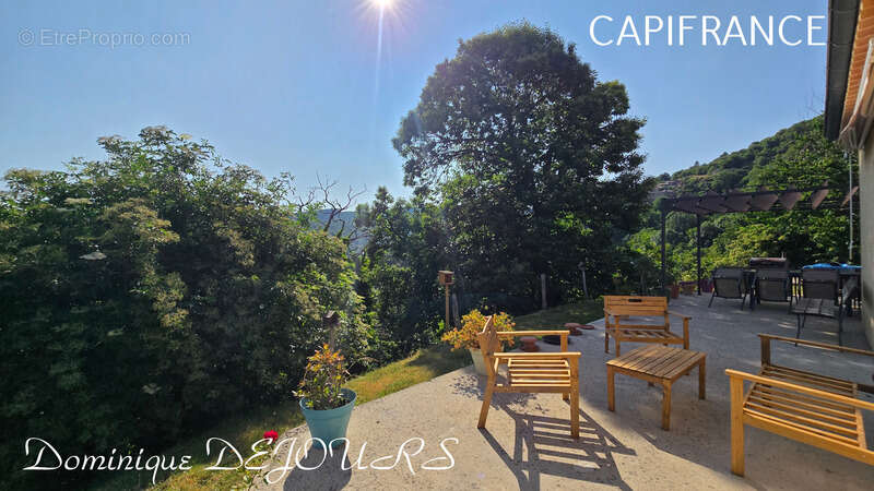 Maison à ISSAMOULENC