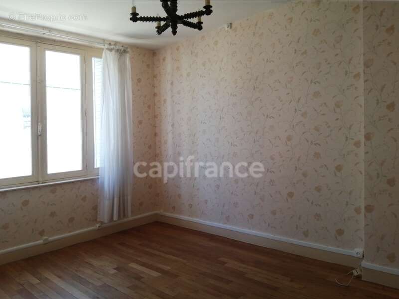 Maison à LOCHE-SUR-INDROIS