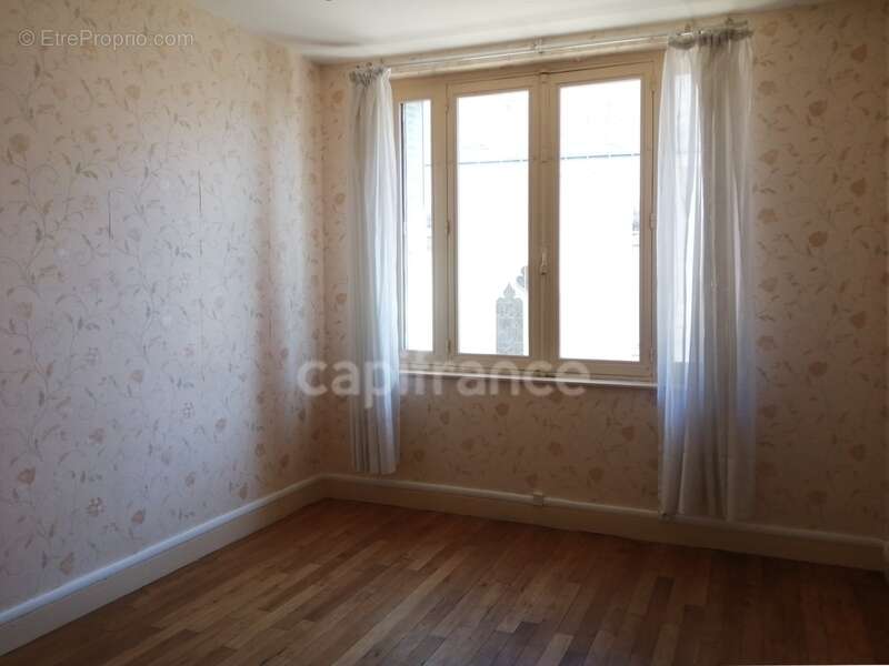 Maison à LOCHE-SUR-INDROIS