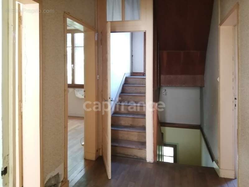 Maison à LOCHE-SUR-INDROIS