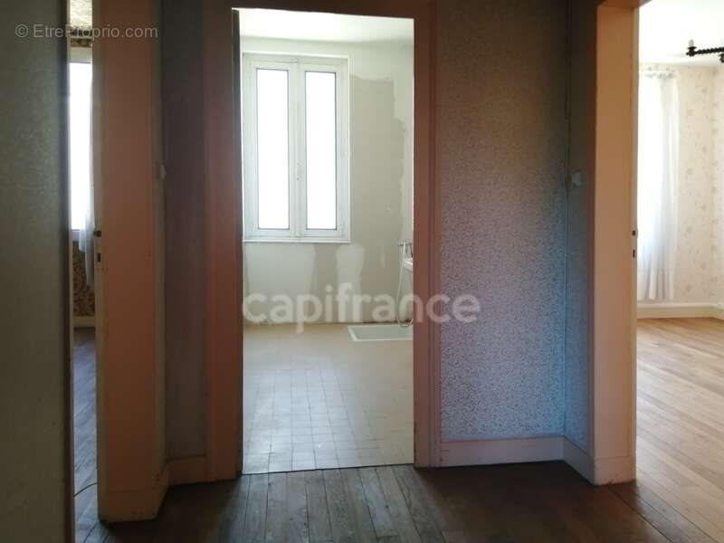 Maison à LOCHE-SUR-INDROIS