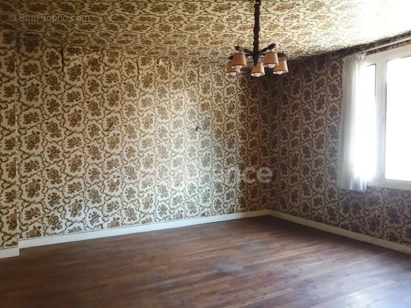 Maison à LOCHE-SUR-INDROIS