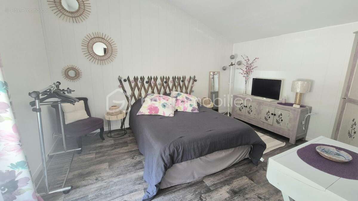 Maison à BESSE-SUR-ISSOLE