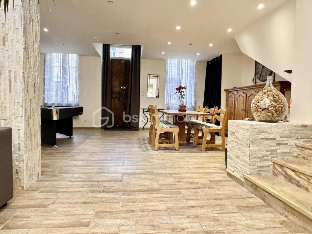 Maison à SAINT-CHINIAN