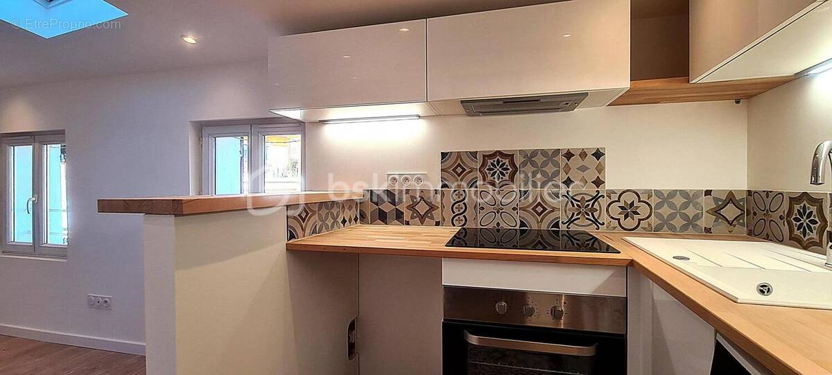 Appartement à LA CRAU