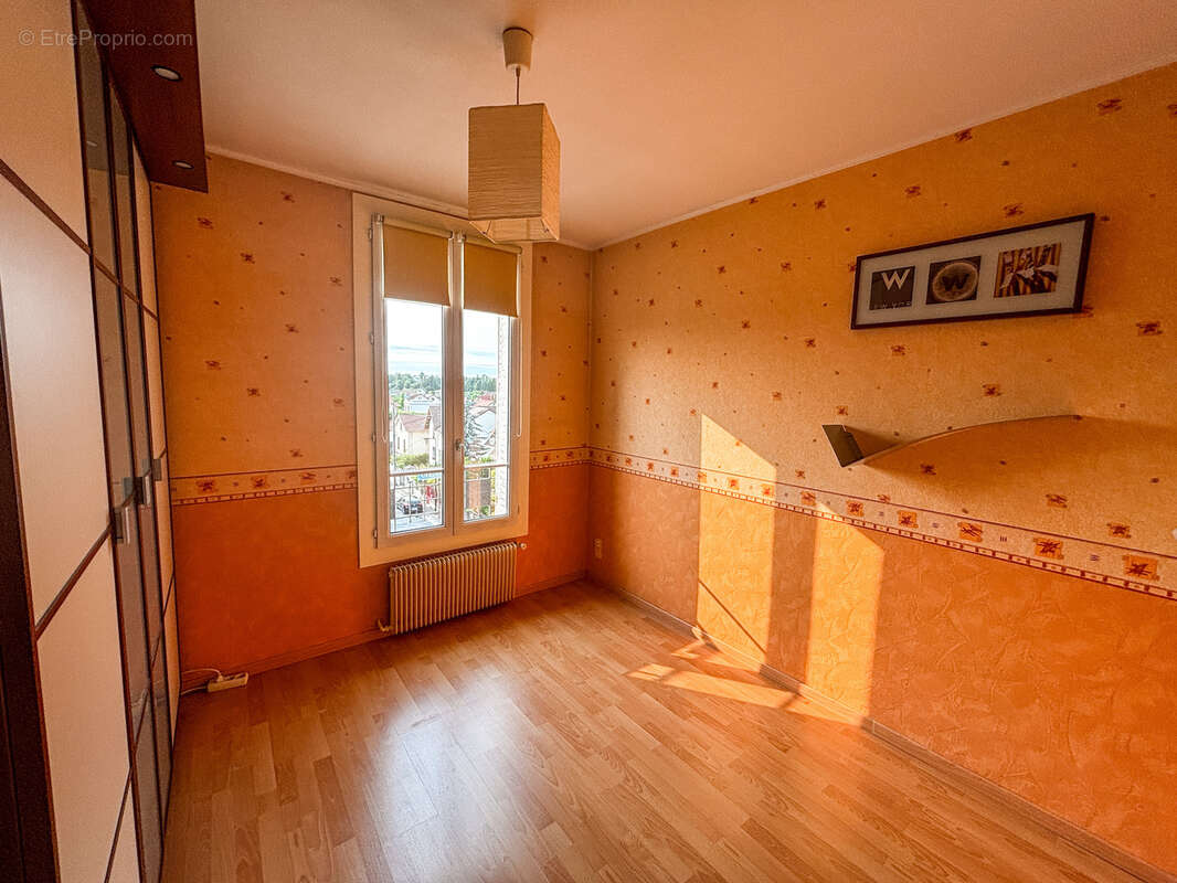 Appartement à SARTROUVILLE