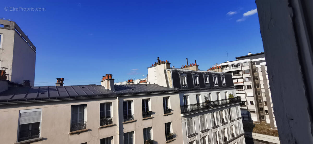 Appartement à PARIS-18E