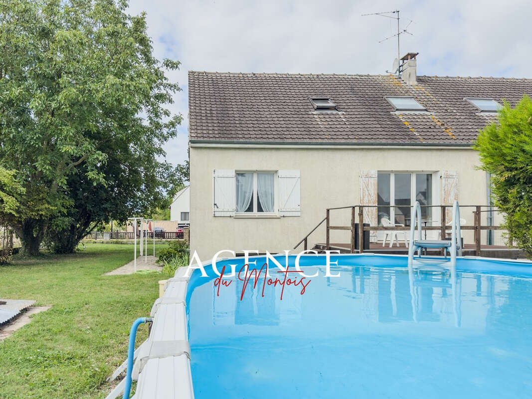 Maison à BRAY-SUR-SEINE