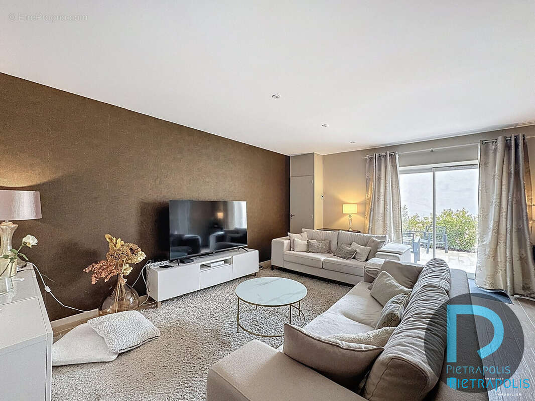 Appartement à CORCELLES-EN-BEAUJOLAIS