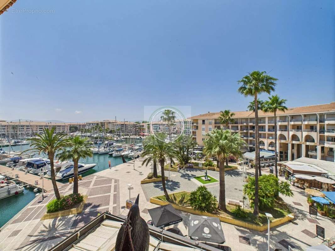 Appartement à FREJUS